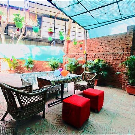 Qubestay Airport Capsule Hotel & Hostel Mumbai Luaran gambar