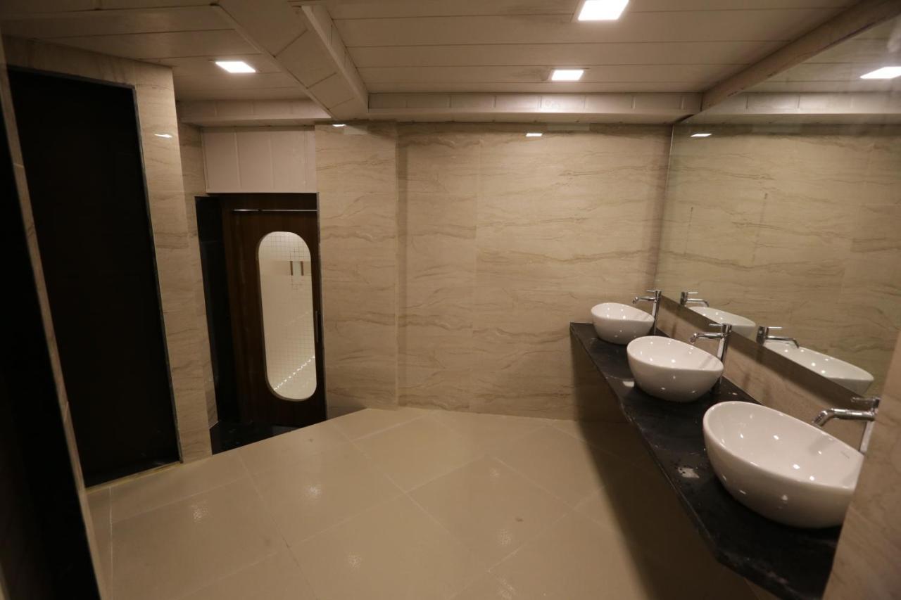 Qubestay Airport Capsule Hotel & Hostel Mumbai Luaran gambar